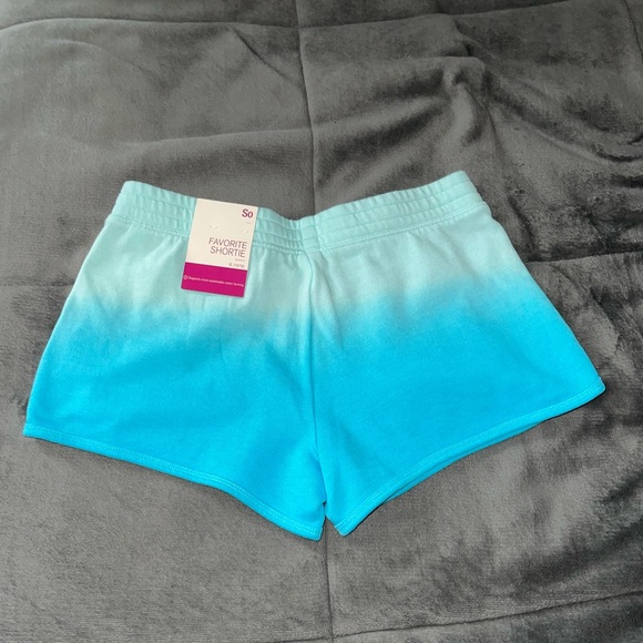 SO Shorts - Picture 2 of 6